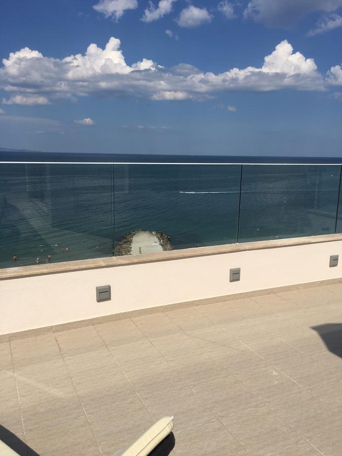 Golden Sea View Penthouse Apartman Pomorie Kültér fotó